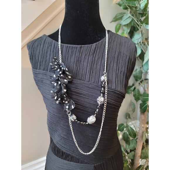 CATO Pleated Dress Women's Medium Black Sleeveless Round Neck Shift Dress - Picture 6 of 13